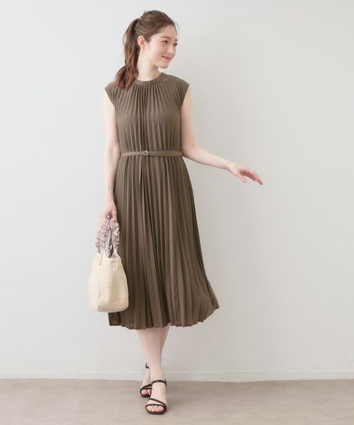 index / インデックス ロング・マキシ丈ワンピース | カットプリーツフレンチワンピース【洗濯機OK/イージーアイロン/ストレッチ】 | 詳細4