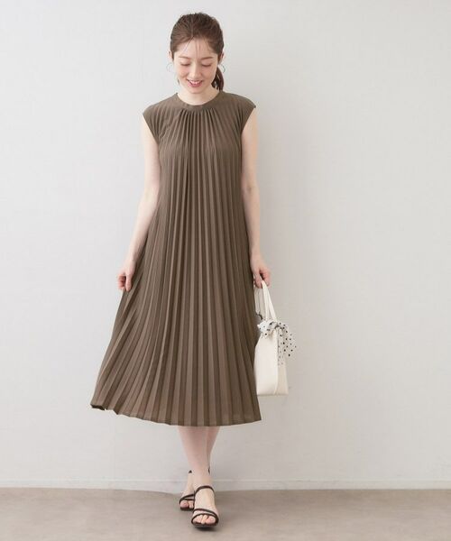 index / インデックス ロング・マキシ丈ワンピース | カットプリーツフレンチワンピース【洗濯機OK/イージーアイロン/ストレッチ】 | 詳細6
