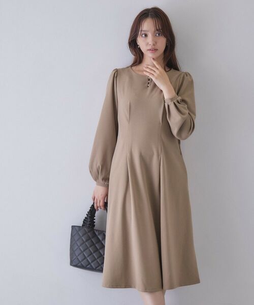 index / インデックス ロング・マキシ丈ワンピース | カットジョーゼットフロントフェイクパールワンピース【洗濯機OK/イージーアイロン/防シワ/ストレッチ】 | 詳細2