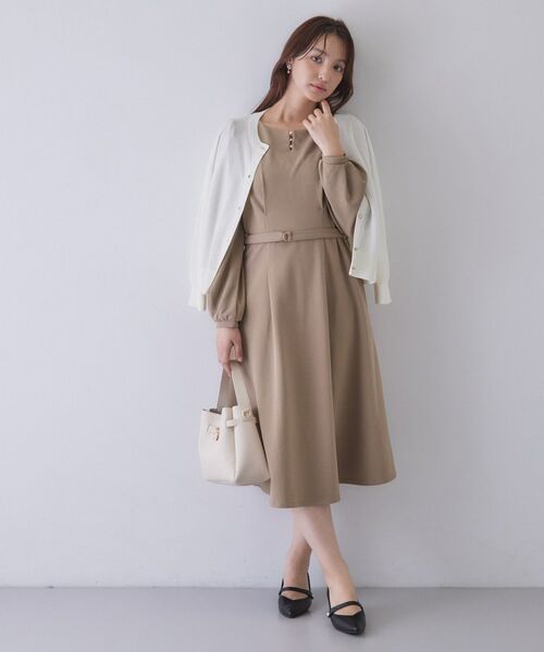 index / インデックス ロング・マキシ丈ワンピース | カットジョーゼットフロントフェイクパールワンピース【洗濯機OK/イージーアイロン/防シワ/ストレッチ】 | 詳細6