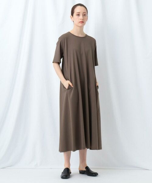 セール S Web限定 バックタックtシャツワンピース ミニ丈 ひざ丈ワンピース Indivi インディヴィ ファッション通販 タカシマヤファッションスクエア