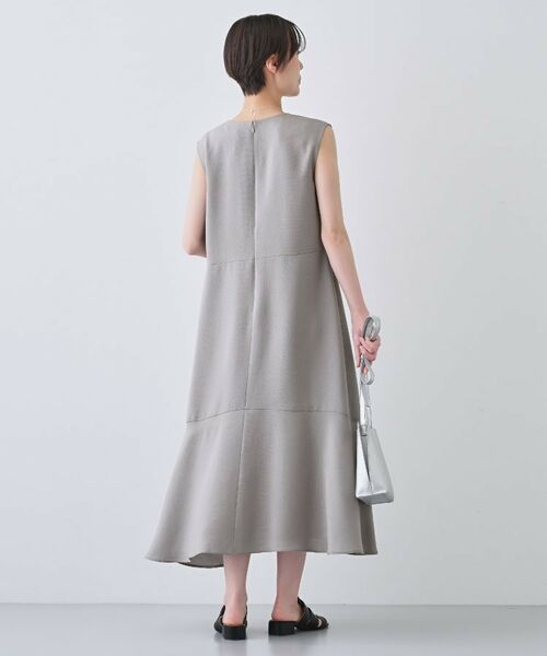 INDIVI / インディヴィ ロング・マキシ丈ワンピース | 【日本製／トリアセテート】ボリュームヘムデザインワンピース | 詳細3
