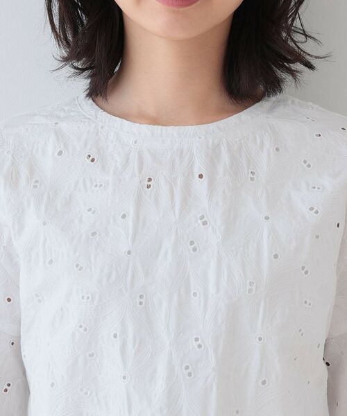 INDIVI / インディヴィ シャツ・ブラウス | 【洗える】フラワーカット刺繍フレアスリーブブラウス | 詳細13