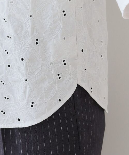 INDIVI / インディヴィ シャツ・ブラウス | 【洗える】フラワーカット刺繍フレアスリーブブラウス | 詳細16