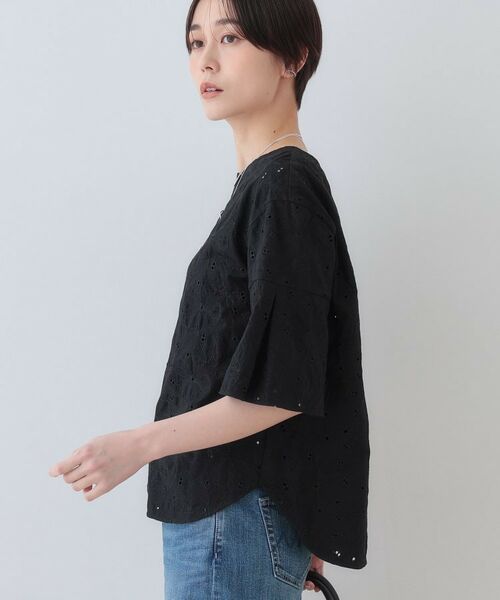 INDIVI / インディヴィ シャツ・ブラウス | 【洗える】フラワーカット刺繍フレアスリーブブラウス | 詳細6