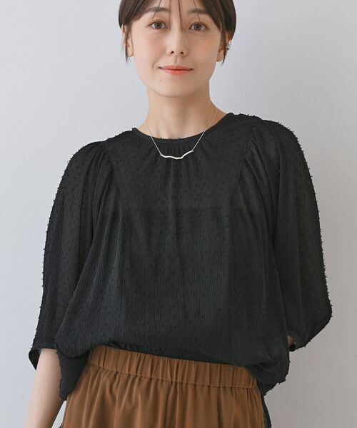 INDIVI / インディヴィ シャツ・ブラウス | 【洗える/ドット柄/凹凸素材】袖コンシャスドルマンブラウス | 詳細20