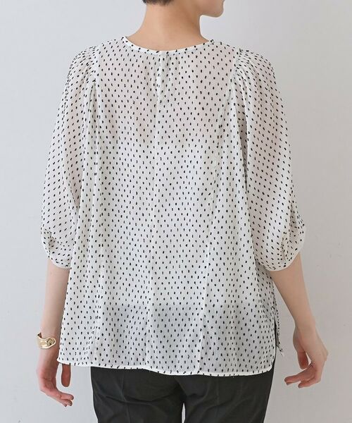 INDIVI / インディヴィ シャツ・ブラウス | 【洗える/ドット柄/凹凸素材】袖コンシャスドルマンブラウス | 詳細30