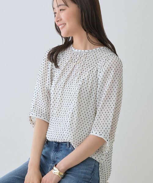 INDIVI / インディヴィ シャツ・ブラウス | 【洗える/ドット柄/凹凸素材】袖コンシャスドルマンブラウス | 詳細5