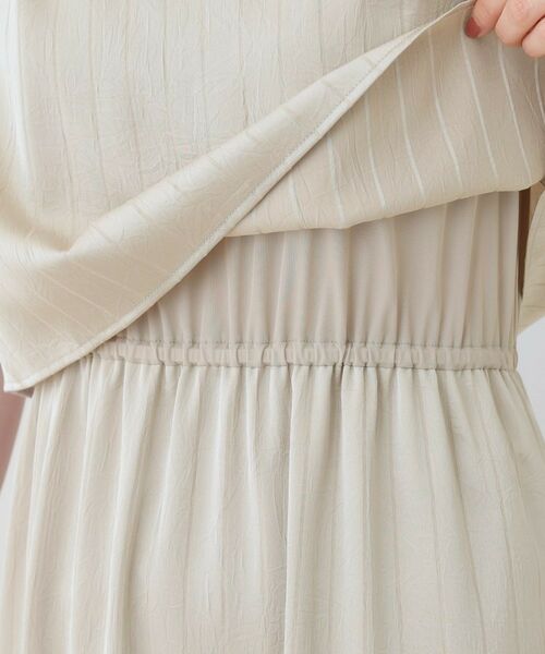 INDIVI / インディヴィ ミニ丈・ひざ丈ワンピース | 【洗える/UVケア/セット見え】ストライプ柄サテンワンピース | 詳細16