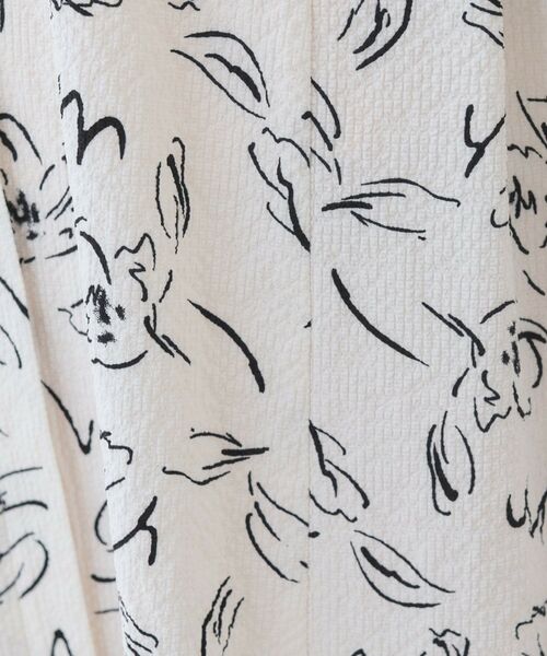 INDIVI / インディヴィ ミニ丈・ひざ丈ワンピース | 【洗える／UVケア／羽織り可能】フラワー柄前あきワンピース | 詳細5