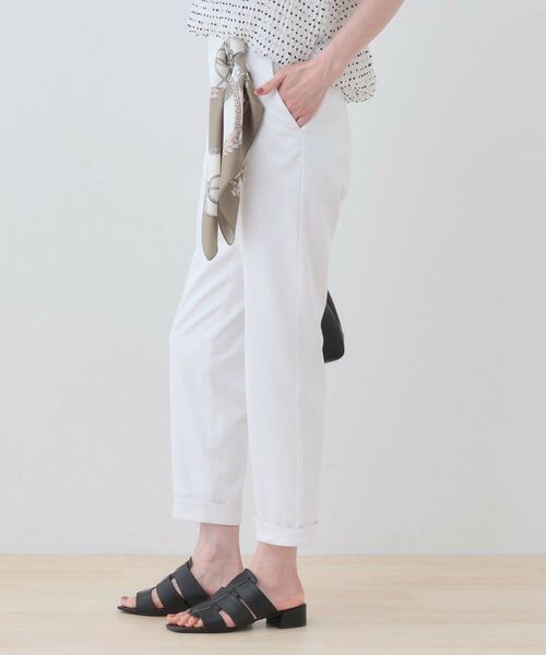 INDIVI / インディヴィ ショート・ハーフ・半端丈パンツ | 【洗える／高ストレッチ】クロップド丈サテンテーパードパンツ | 詳細2