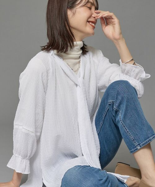 INDIVI / インディヴィ シャツ・ブラウス | 【洗える/シャーリング素材】ボリューム袖エアリーブラウス(ホワイト(001))