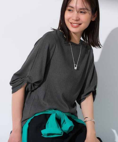 INDIVI / インディヴィ カットソー | 【UVケア/吸汗速乾】凹凸素材ねじり袖トップス(チャコールグレー(014))