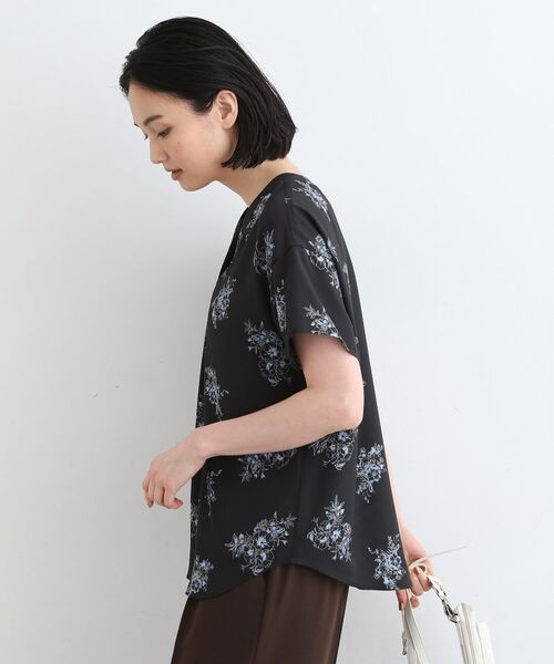 INDIVI / インディヴィ シャツ・ブラウス | 【洗える/フラワー柄】スキッパーブラウス | 詳細2