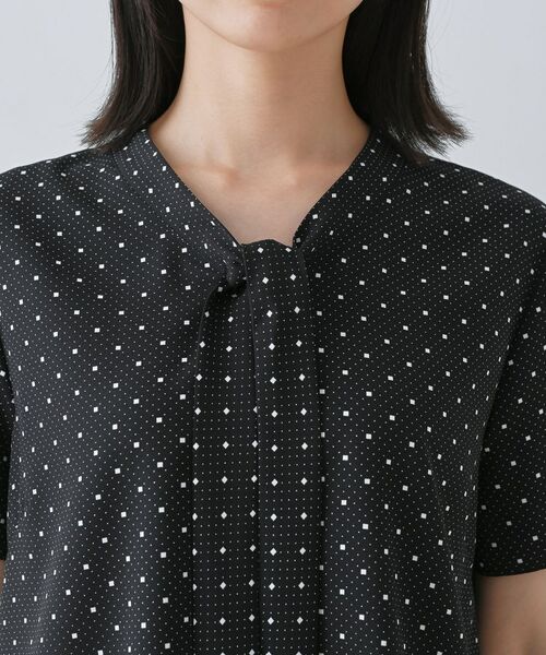 INDIVI / インディヴィ シャツ・ブラウス | 【通勤/きれいめ】柄ボウタイブラウス | 詳細13