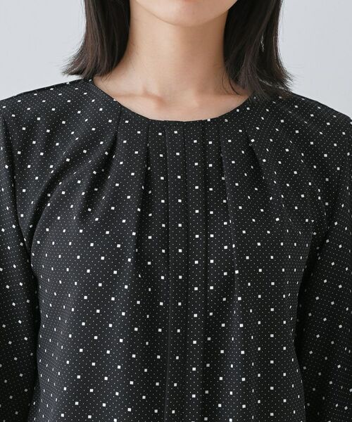 INDIVI / インディヴィ シャツ・ブラウス | 【通勤／きれいめ】柄タックブラウス | 詳細12