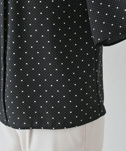 INDIVI / インディヴィ シャツ・ブラウス | 【通勤／きれいめ】柄タックブラウス | 詳細15