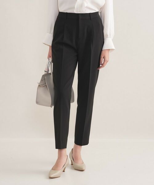 INDIVI / インディヴィ パンツ | 【通勤スーツ/洗える】ストレッチタックテーパードパンツ(ブラック(019))