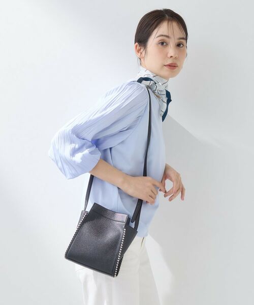 INDIVI / インディヴィ ショルダーバッグ | 【合皮】スタッズ風メタルポシェットバッグ | 詳細1