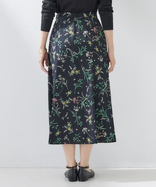 INDIVI / インディヴィ ロング・マキシ丈スカート | 【SETUP可能】モダンフラワー柄フレアスカート | 詳細12