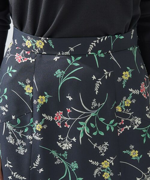 INDIVI / インディヴィ ロング・マキシ丈スカート | 【SETUP可能】モダンフラワー柄フレアスカート | 詳細13