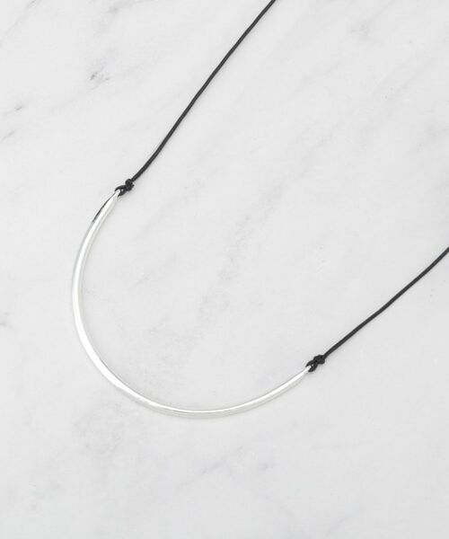 INDIVI / インディヴィ ネックレス・ペンダント・チョーカー | 【長さ調整自由】メタルカーブバーネックレス（シルバー(006)）