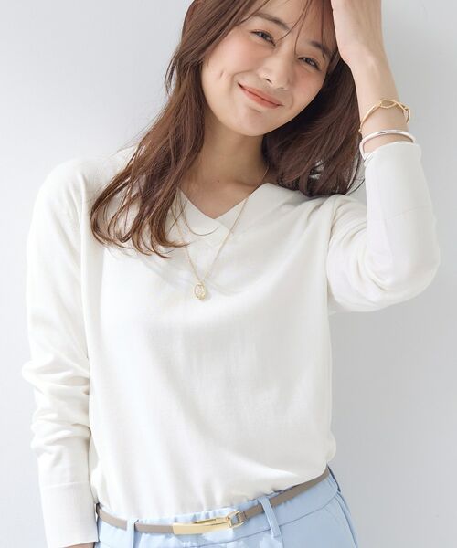 INDIVI / インディヴィ ニット・セーター | 【シルク混】きれいめVネックニット（オフホワイト(003)）