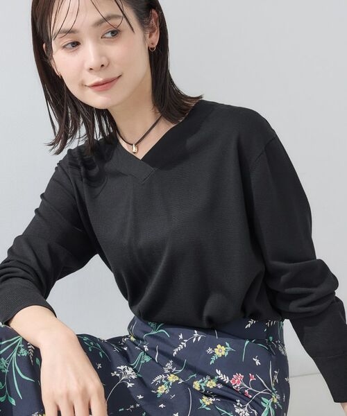 INDIVI / インディヴィ ニット・セーター | 【シルク混】きれいめVネックニット（ブラック(019)）