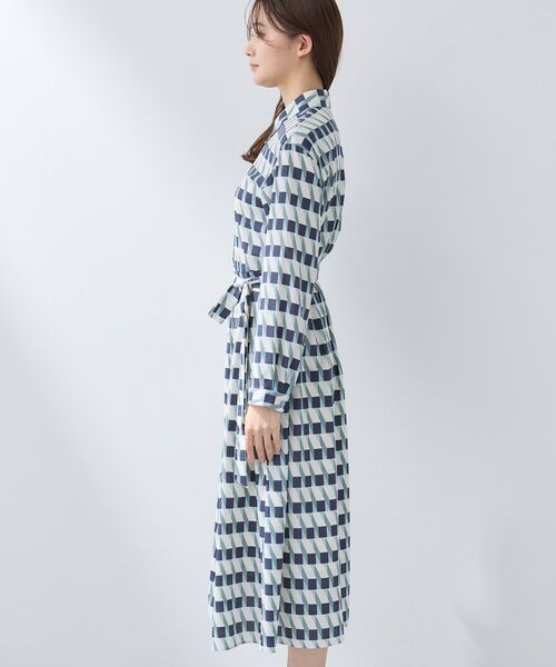INDIVI / インディヴィ ロング・マキシ丈ワンピース | 【洗える/2WAY】ベルト付き ジオメトリック柄 シャツワンピース | 詳細11