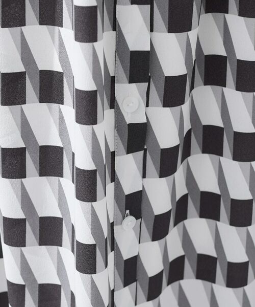 INDIVI / インディヴィ ロング・マキシ丈ワンピース | 【洗える/2WAY】ベルト付き ジオメトリック柄 シャツワンピース | 詳細9