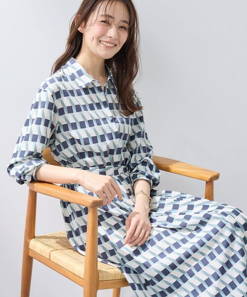INDIVI / インディヴィ ロング・マキシ丈ワンピース | 【洗える/2WAY】ベルト付き ジオメトリック柄 シャツワンピース(ネイビー(194))