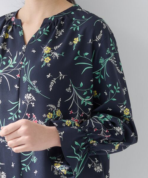 INDIVI / インディヴィ シャツ・ブラウス | 【SETUP可能】モダンフラワー柄キャンディスリーブブラウス | 詳細14