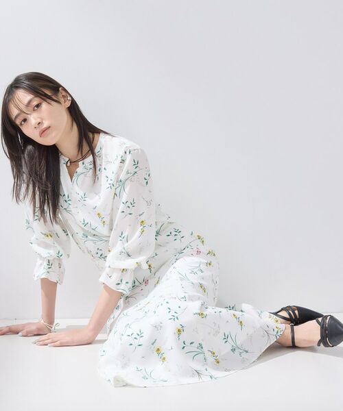 INDIVI / インディヴィ シャツ・ブラウス | 【SETUP可能】モダンフラワー柄キャンディスリーブブラウス | 詳細3