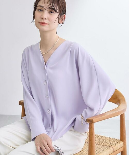 INDIVI / インディヴィ シャツ・ブラウス | 【洗える／UVケア／マットサテン】Vネックドルマンスリーブブラウス | 詳細21