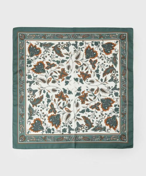 INDIVI / インディヴィ バンダナ・スカーフ | 【60cm四方】リーフ柄スカーフ（グリーン(124)）