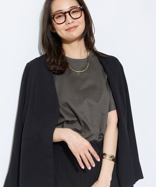 INDIVI / インディヴィ Tシャツ | 【汗ジミ防止／褒められTシャツ】上品カジュアル！ドルマンTシャツ（スミクロ(018)）