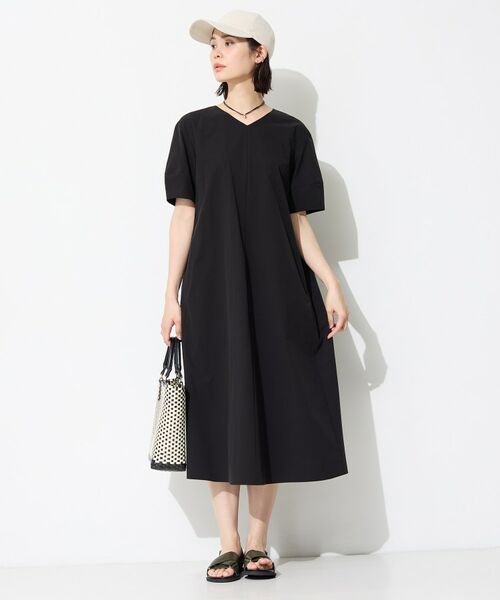 INDIVI / インディヴィ ロング・マキシ丈ワンピース | 【撥水／UVケア／SETUP可能】軽量ベルト付きAラインワンピース | 詳細2