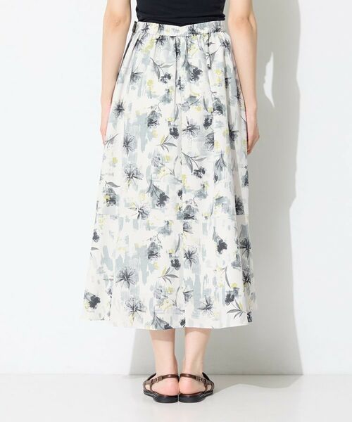 INDIVI / インディヴィ ロング・マキシ丈スカート | 【洗える／SETUP可能】アートフラワープリントスカート | 詳細11