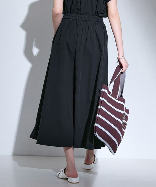 INDIVI / インディヴィ ロング・マキシ丈スカート | 【撥水／UVケア／SETUP可能】軽量マキシ丈タックスカート | 詳細5