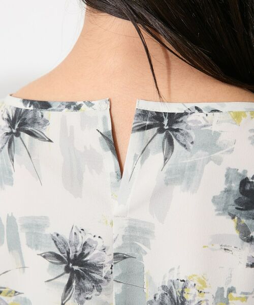 INDIVI / インディヴィ シャツ・ブラウス | 【洗える／SETUP可能】アートフラワープリントブラウス | 詳細13