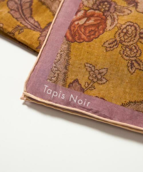 INED / イネド バンダナ・スカーフ | 《FAVORITE》Large Light Yellow スカーフ《Tapis Noir》 | 詳細2