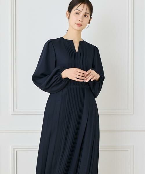 INED/イネド 《大きいサイズ》クラシックプリーツワンピース《la veille by SUPERIOR CLOSET》 ネイビー 13 INED/イネド 《大きいサイズ》クラシックプリーツワンピース《la veille by SUPERIOR CLOSET》 ネイビー 13