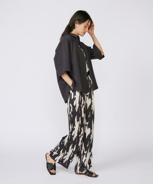 INED / イネド シャツ・ブラウス | 《三尋木奈保コラボ》辛口モードなワイドスリーブシャツ | 詳細12