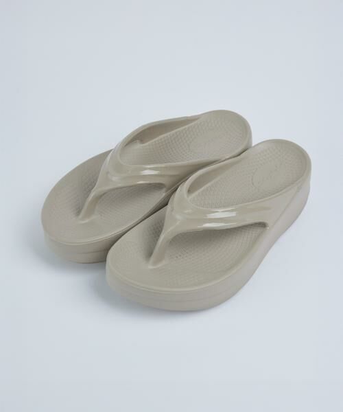 INED / イネド フラットシューズ | OOmegaサンダル《OOFOS》 | 詳細1