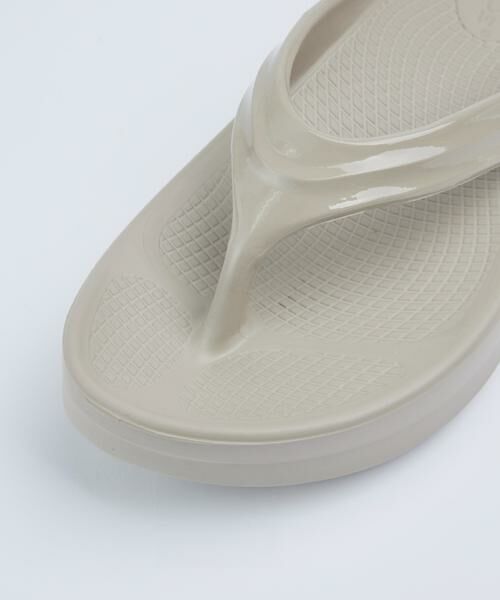 INED / イネド フラットシューズ | OOmegaサンダル《OOFOS》 | 詳細5