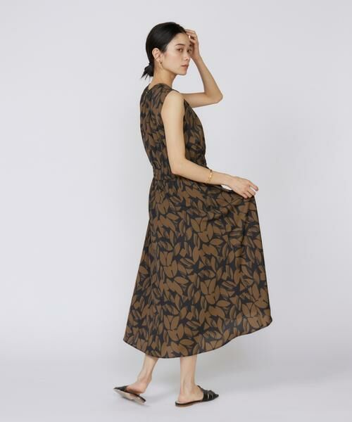 INED / イネド ミニ丈・ひざ丈ワンピース | ノースリーブプリントワンピース | 詳細16