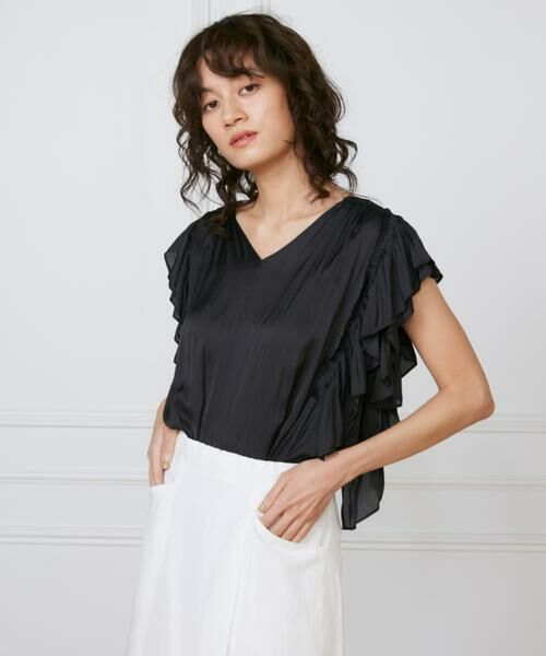 INED / イネド シャツ・ブラウス | 《大きいサイズ》フラッタースリーブブラウス　《la veille by SUPERIOR CLOSET》（ブラック）