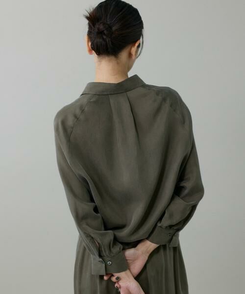INED / イネド シャツ・ブラウス | 《大きいサイズ》キュプラフィブリルラグランスリーブシャツ | 詳細14