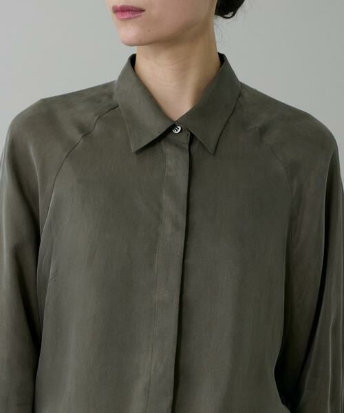 INED / イネド シャツ・ブラウス | 《大きいサイズ》キュプラフィブリルラグランスリーブシャツ | 詳細15