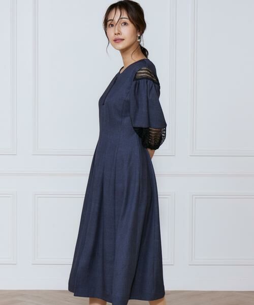 INED / イネド ミニ丈・ひざ丈ワンピース | デニムプリントレース使いワンピース | 詳細9